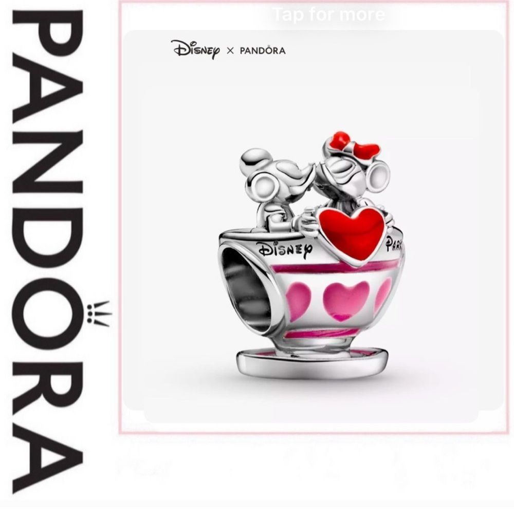 NWOT Pandora x Disney Parks Mickey Mouse and Minnie
Mouse Teacup Charm